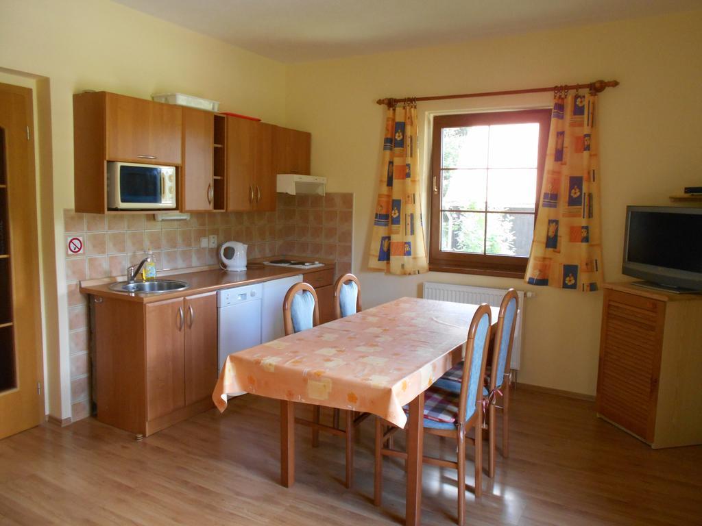 Apartmany Base Camp Zelezna Ruda Exterior photo