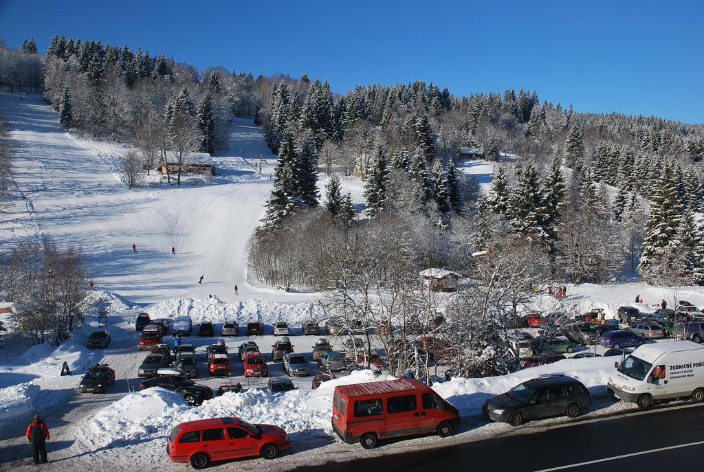 Apartmany Base Camp Zelezna Ruda Exterior photo